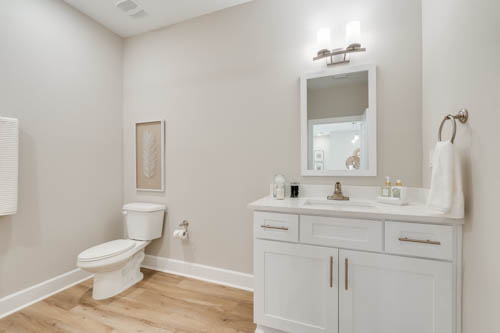 Bedrooms bathrooms 500px (1 of 10)