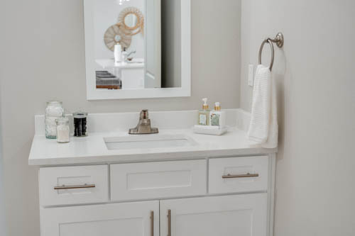 Bedrooms bathrooms 500px (8 of 10)